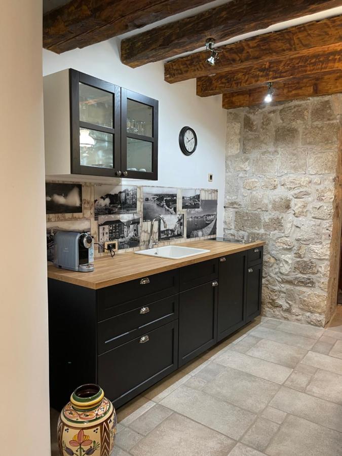 Villa Gabine Kaštela Eksteriør billede